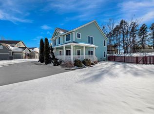 1026 S 10th St, Adel, IA 50003