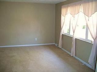 3169 Pine Valley Rd, Columbus, OH 43219