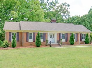 1611 Eastwood Dr, Kannapolis, NC 28083