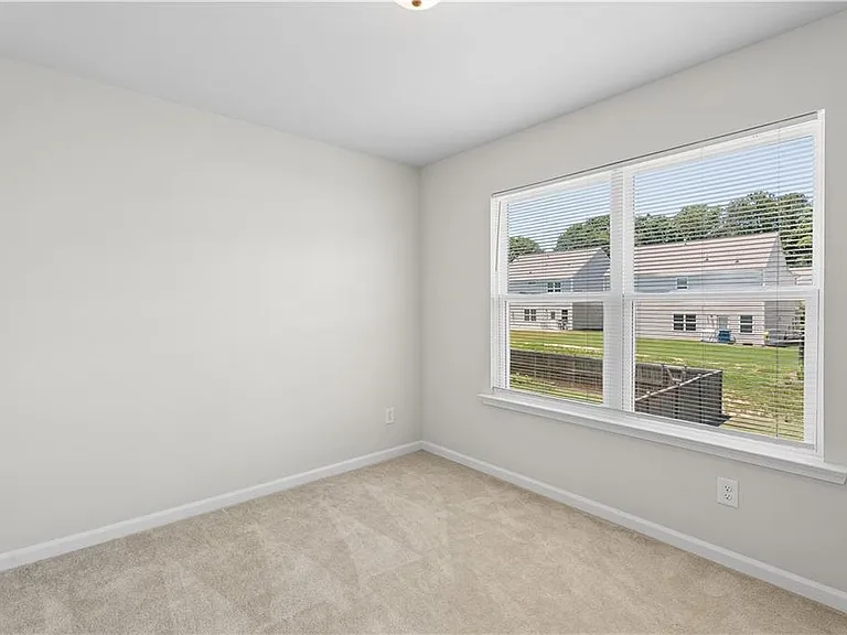 5740 Wheeler Ridge Rd — Photo 35
