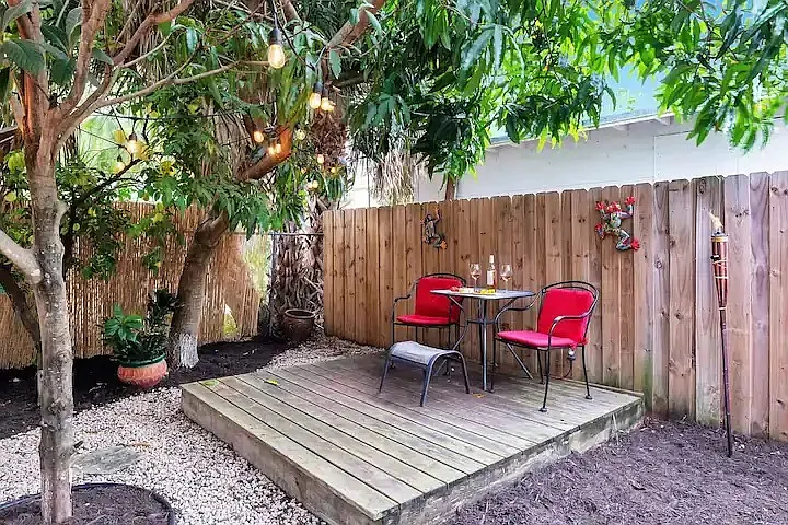 113 S K St #2