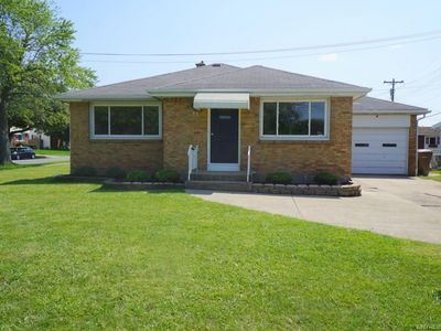 93 Homeworth Pkwy, Cheektowaga, NY, 14225