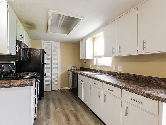 5th image of 1238 Brandt Dr
