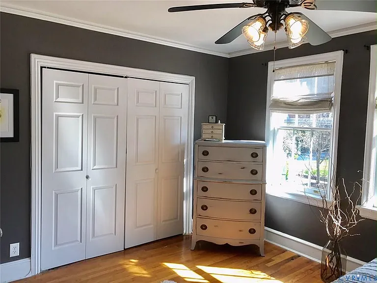 3122 Kensington Ave #6 — Photo 3