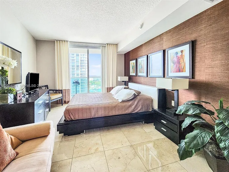 150 Sunny Isles Blvd #11204 — Photo 8