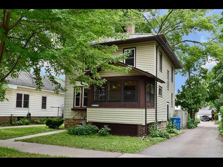315 Olmstead St — Photo 1