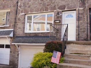 4724 Sheldon St, Philadelphia, PA 19127