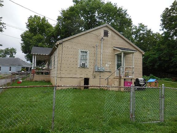 5th image of 716 Fields Ave