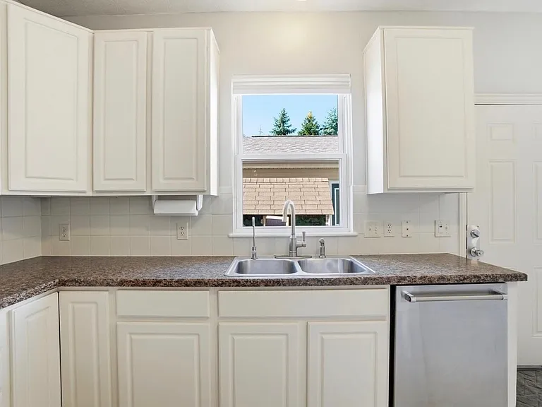 4641 Grand Strand Dr — Photo 15