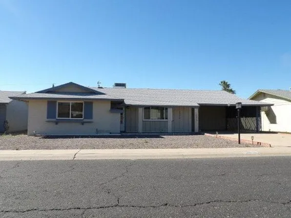 10819 W Canterbury Dr, Sun City, AZ 85351