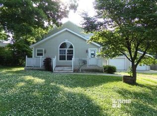 203 Center St, Lathrop, MO 64465