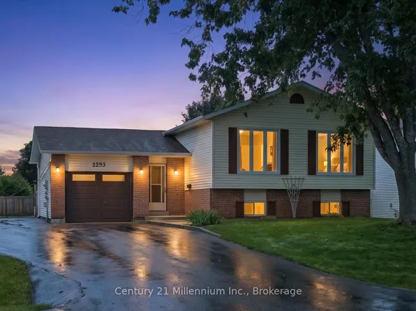 2293 Webb St, Innisfil, ON L9S 1K6