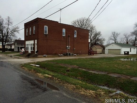 3rd image of 501 S Laurel St