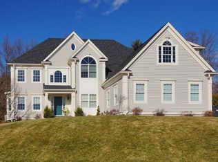 8 Mulligan Way, Northborough, MA 01532