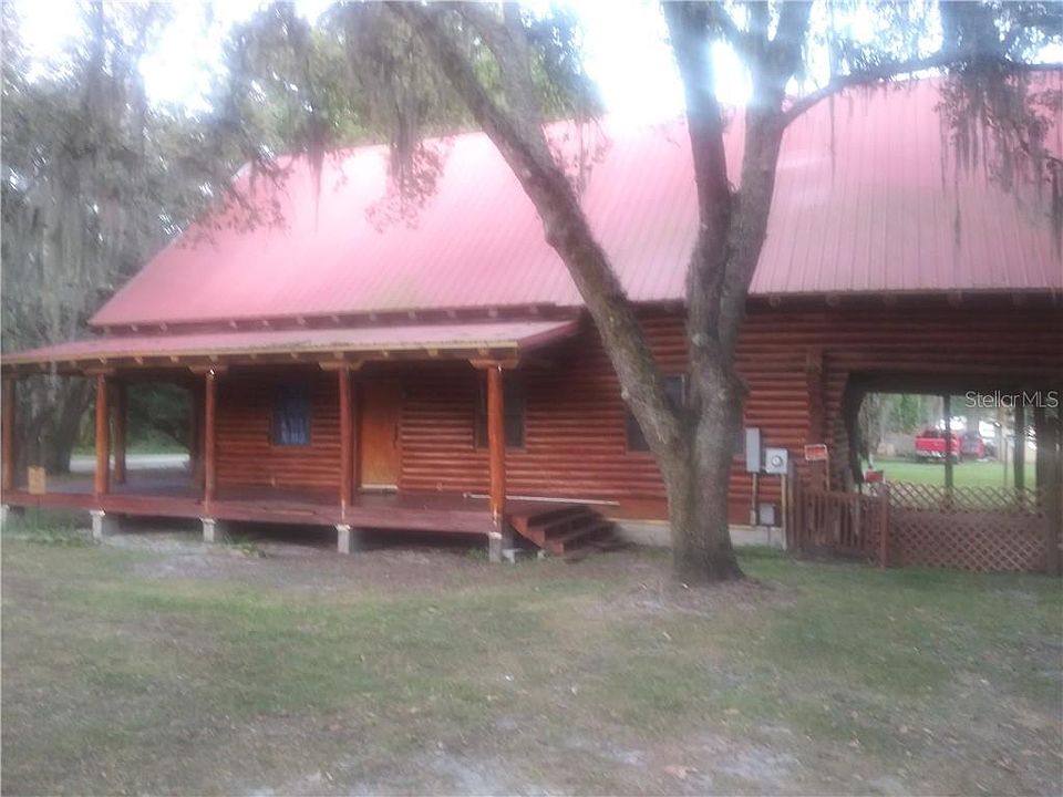 1st image of 4126 Burrows Rd