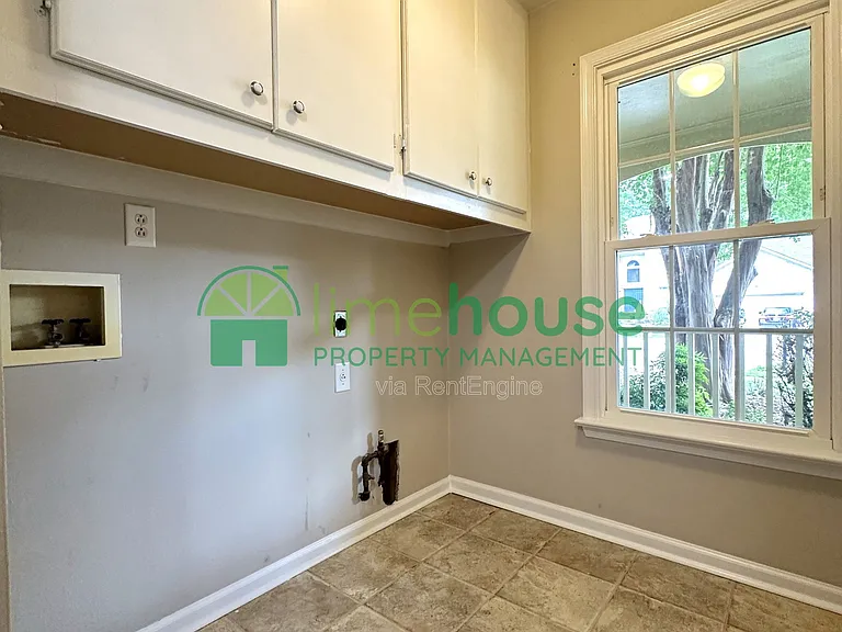 2849 Crossings Dr — Photo 23