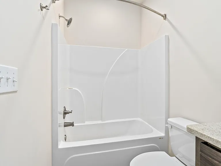 762 N Donahue Dr #3 — Photo 17