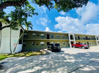 Winchester, Lake Worth, FL 33460