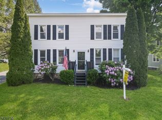 105 Main St, Lebanon Boro, NJ 08833