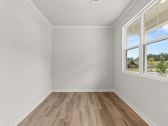 3rd image of 3878 Donetta Dr