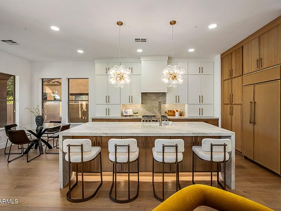 4th image of 9305 E CANYON VIEW Road