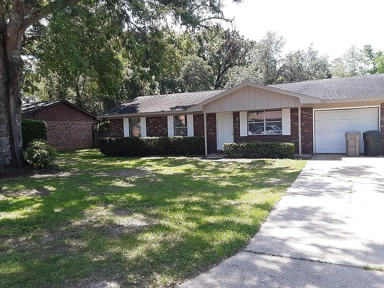 321 Forest Hills Dr — Photo 12