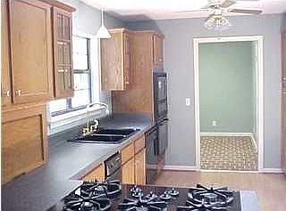 3rd image of 8919 Dalton Ln