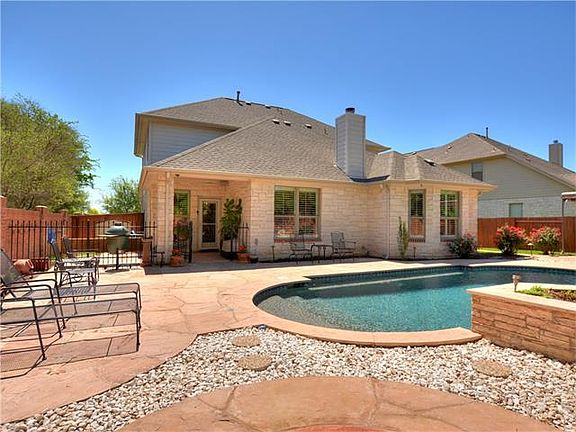 2nd image of 1702 Park Vista Trl