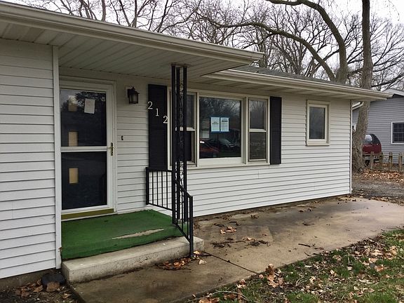 3rd image of 212 N Kentucky St