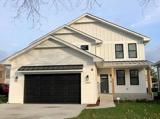 3909 Forest Ave, Brookfield, IL 60513