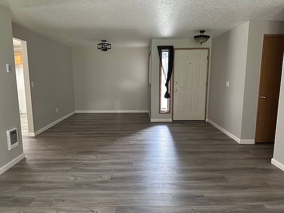 5th image of 14602 NE 85th Cir