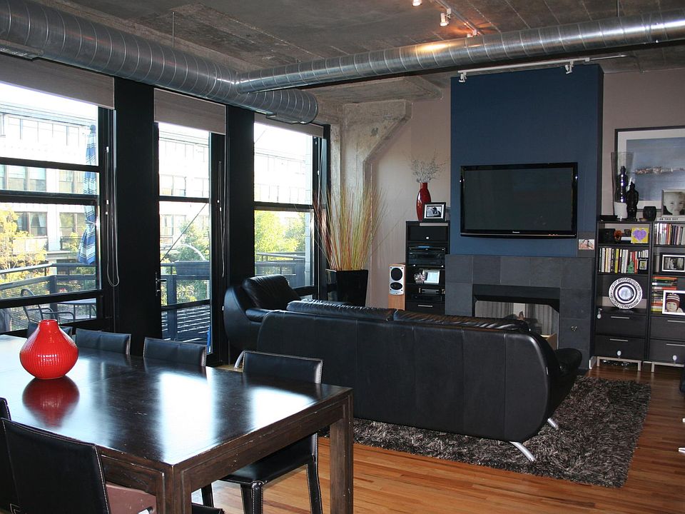 1st image of 1110 W 15th St Unit 229