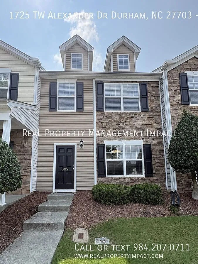 Move-In Ready 3-Bed 2.5-Bath Durham Townhome Minutes from RTP & Brier Creek — Photo 2