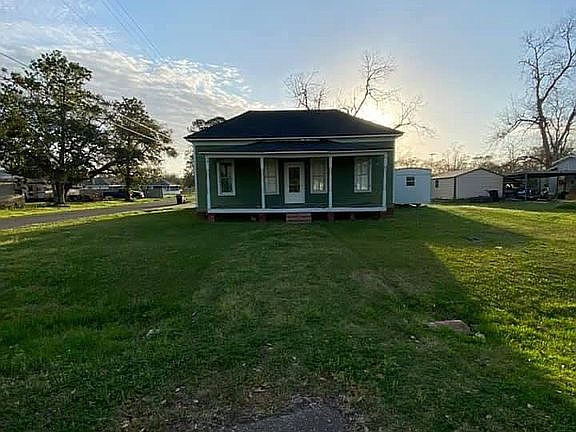 2nd image of 401 New Orleans Ave