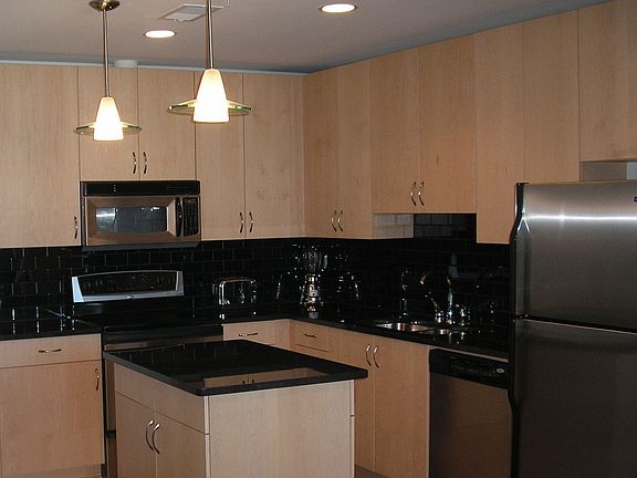 Contemporary Kitchen