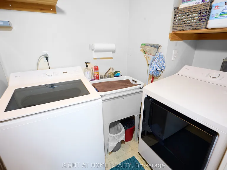 1535 Lakeshore Rd E #808 — Photo 17