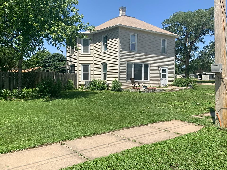 1212 Walnut St, Wood River, NE 68883 Zillow
