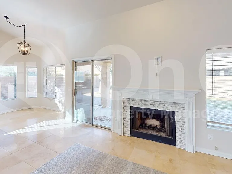 682 N Butte Ave — Photo 8