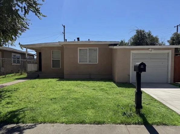 2437 Phelps St, Stockton, CA 95206