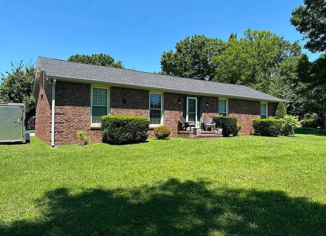 3 bed, 1750 sqft, $2,500 — Photo 1
