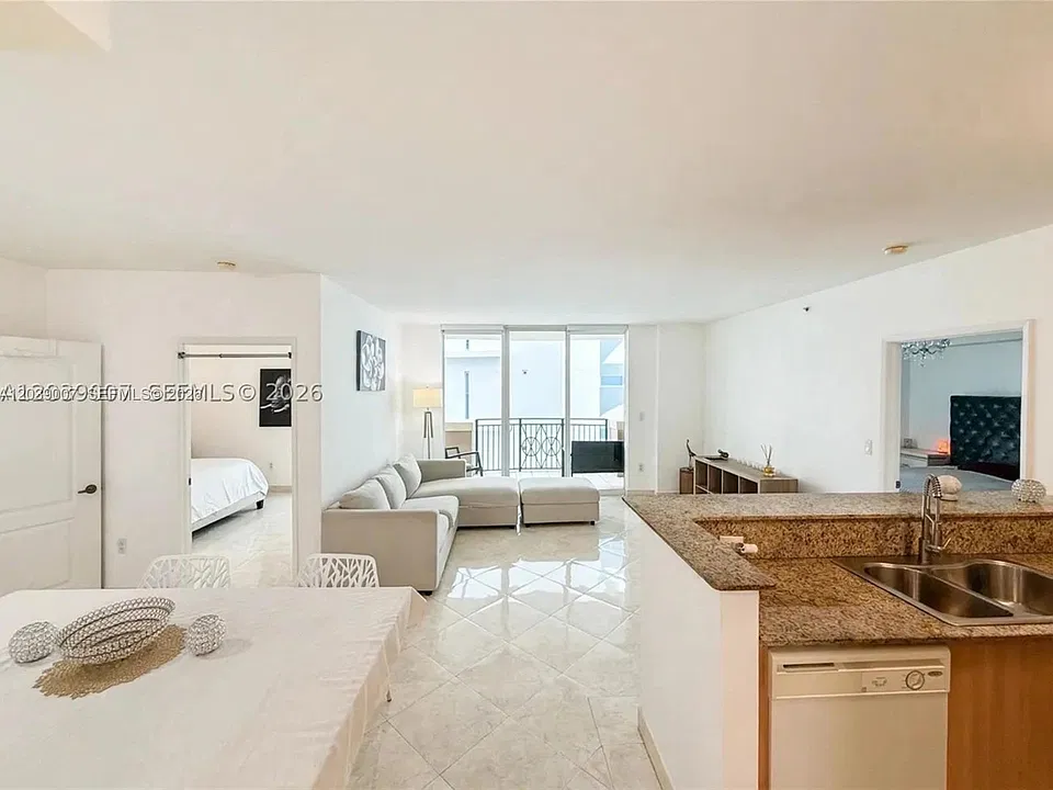 17555 Atlantic Blvd #1103