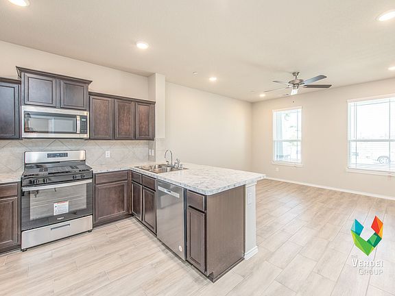 4th image of 3124 Providence Pl Building 3