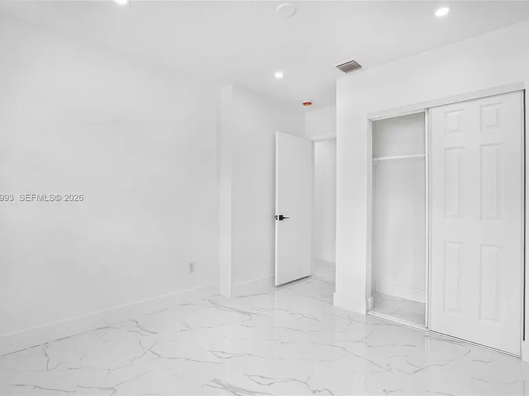 W 72nd Pl — Photo 8