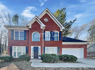285 Thornbush Ln, Lawrenceville, GA 30046