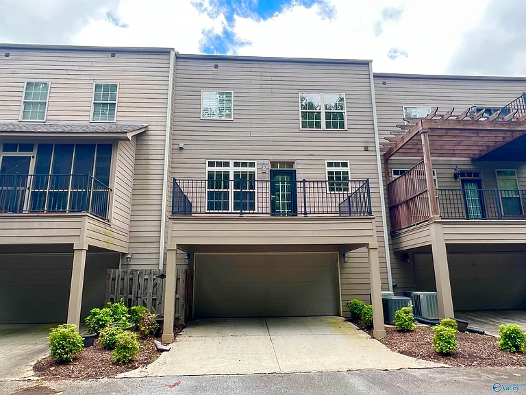 107 Grove Park Ln — Photo 29