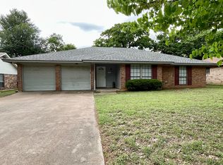 3935 Firethorn Dr, Arlington, TX 76017