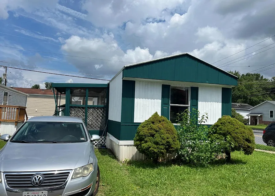 2 bed, 1.0 bath, 800 sqft, $1,450 — Photo 1