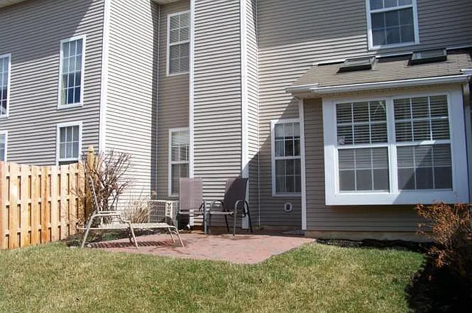 105 Broadleaf Pl — Photo 16