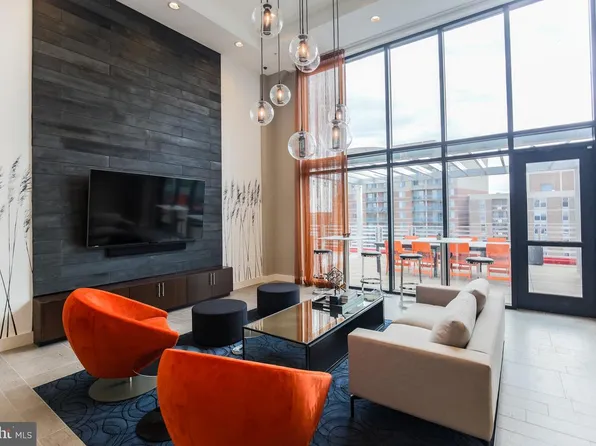 1320 Fenwick Ln Unit 609, Silver Spring, MD 20910