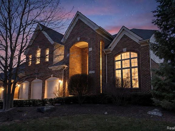 4th image of 24527 Perceval Ln